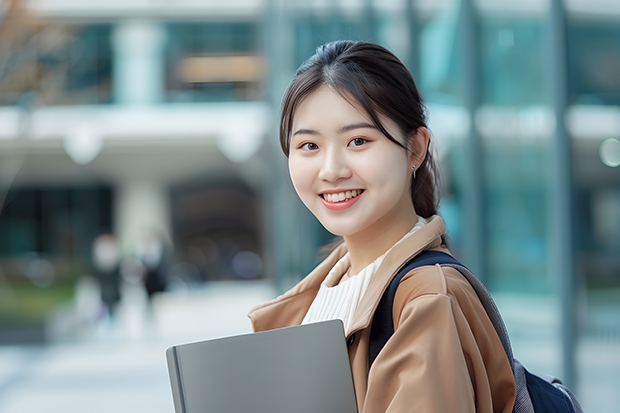 请问澳门大学与广东培正学院哪个好?